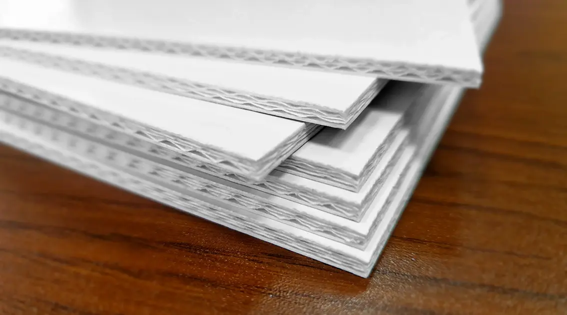 Dispa Papierplatten Großformatdruck auf umweltfreundlichen Platten Druck auf Dispa Displayplatte bereit zum Recycling